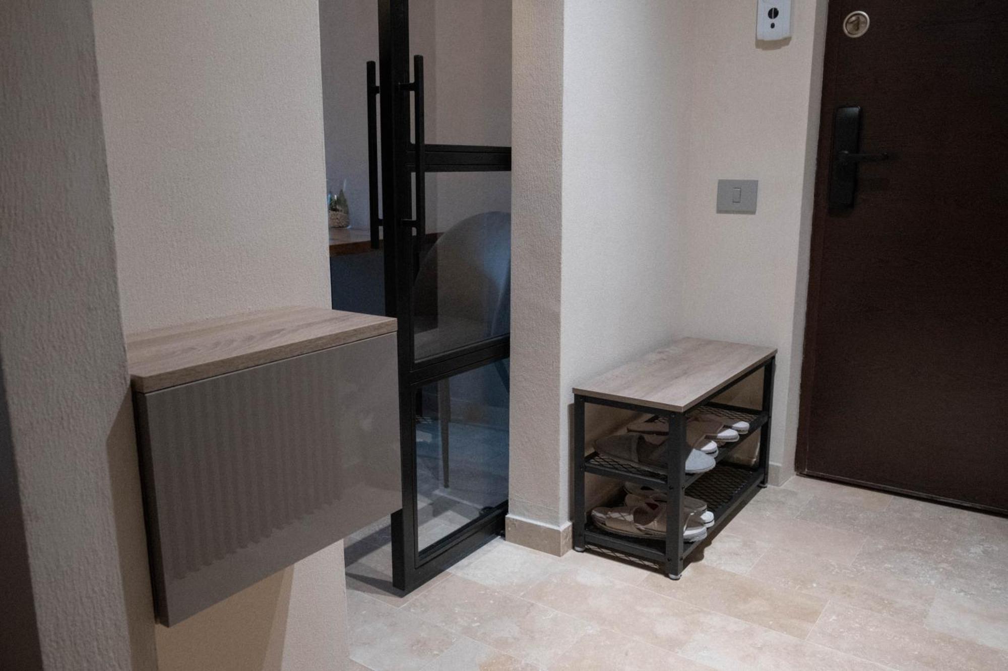 Cosy 2 Rooms Apartment In The Center Of The City Bucharest Exterior photo