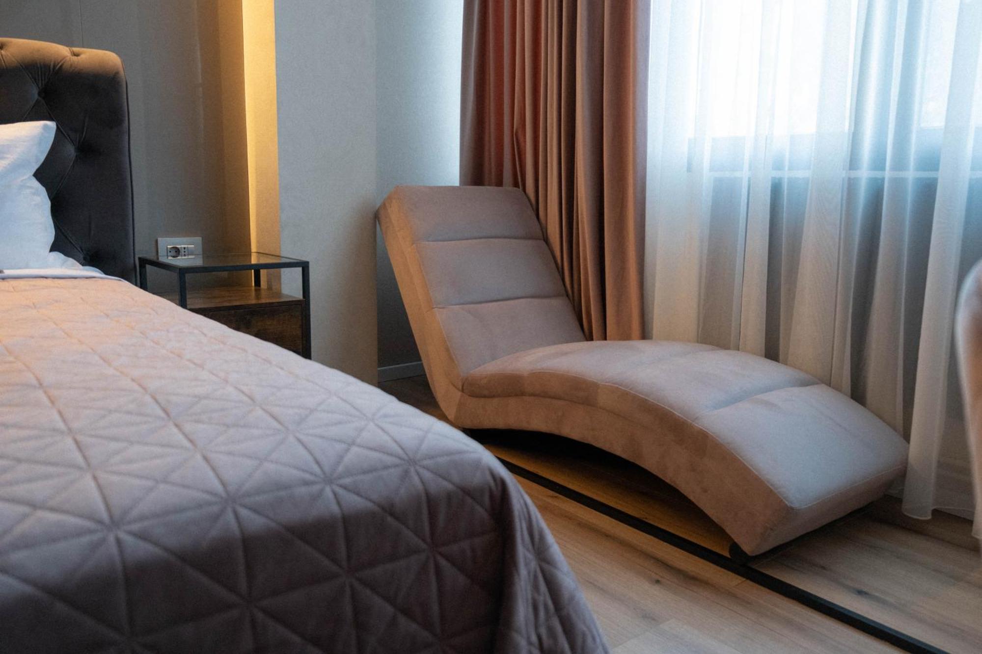 Cosy 2 Rooms Apartment In The Center Of The City Bucharest Exterior photo