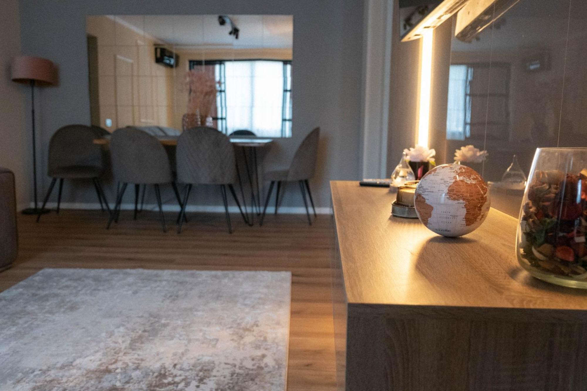 Cosy 2 Rooms Apartment In The Center Of The City Bucharest Exterior photo