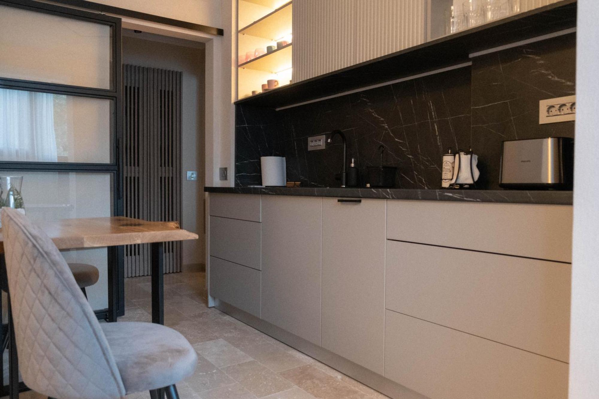 Cosy 2 Rooms Apartment In The Center Of The City Bucharest Exterior photo